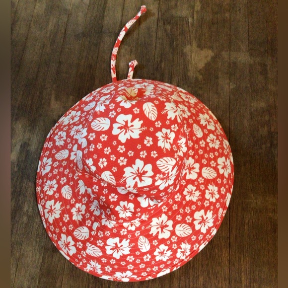 1 LEFT ! Rare Lack of  Color hibiscus cotton bucket hat - Picture 2 of 7